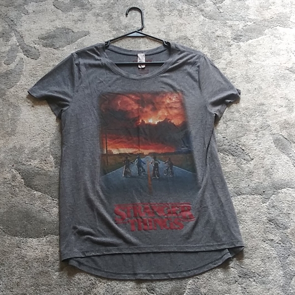 STRANGER THINGS TEE - Picture 2 of 3